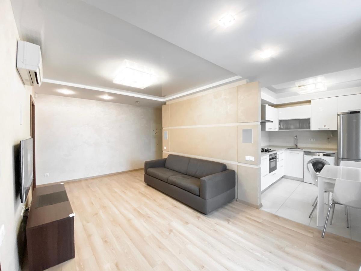 2-Bedroom Apartment Most City Area, Ekaterynoslav Square Dněpropetrovsk Exteriér fotografie