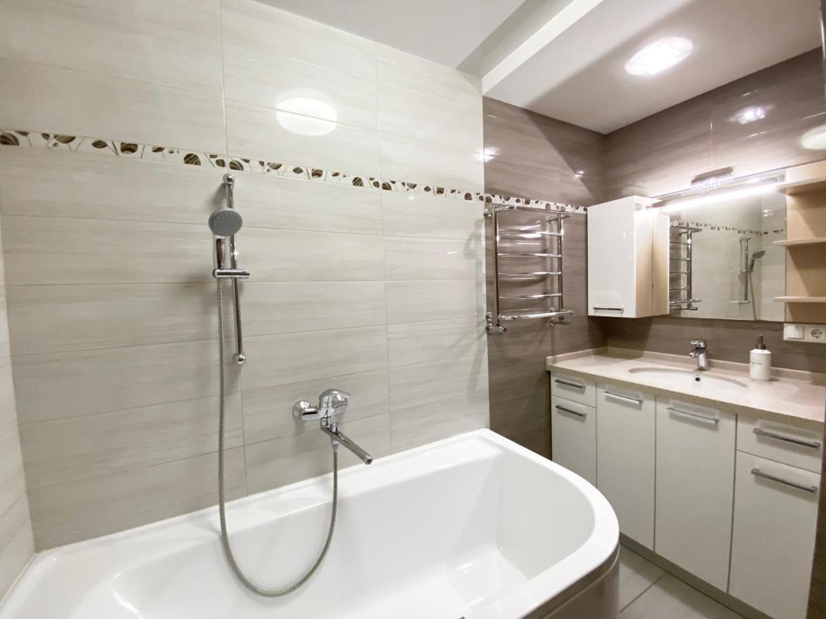 2-Bedroom Apartment Most City Area, Ekaterynoslav Square Dněpropetrovsk Exteriér fotografie